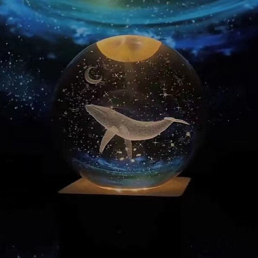 Leuchtende Mondkristallkugel mit Galaxie-Effekt