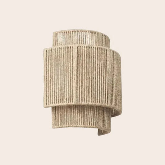Moderne Geflochtene Rattan Wandlampe im Boho Stil mit Warmem Licht