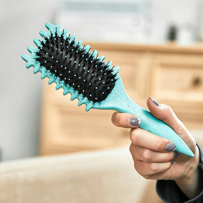 Haarbürste mit Lüftungstechnologie für einfaches Styling