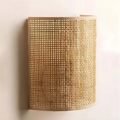 Moderne Geflochtene Rattan Wandlampe im Boho Stil mit Warmem Licht