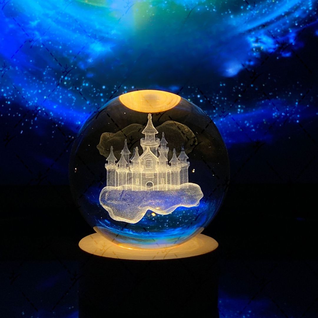 Leuchtende Mondkristallkugel mit Galaxie-Effekt