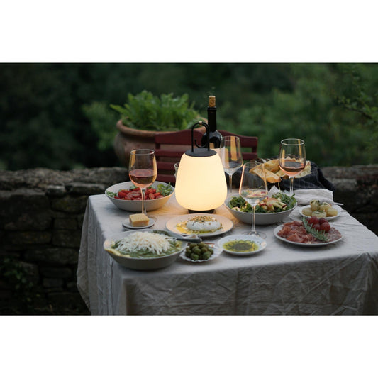 Tragbare LED-Terrassenlampe für stimmungsvolle Beleuchtung