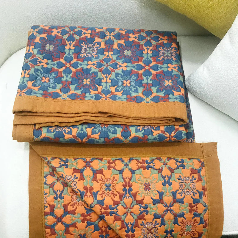 Baumwoll-Decke mit Sechslagigem Design und Orange-Blauem Muster