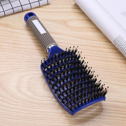 Ergonomische Haarbürste für einfaches Entwirren