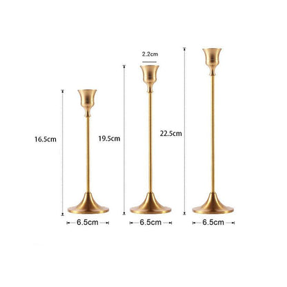 Luxuriöser Goldener Kerzenständer für einen eleganten Raum