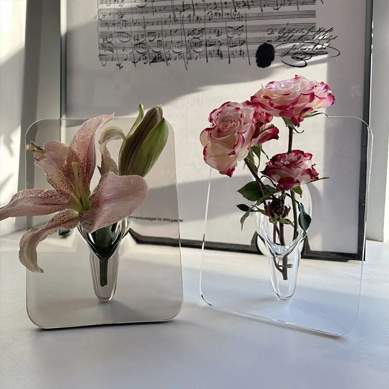 Transparente Acryl-Blumenvase