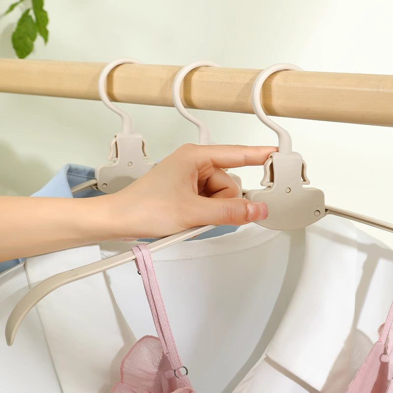Faltbarer Kleiderbügel mit Kompaktem Design für Einfaches Verstauen