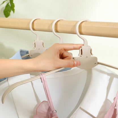 Faltbarer Kleiderbügel mit Kompaktem Design für Einfaches Verstauen
