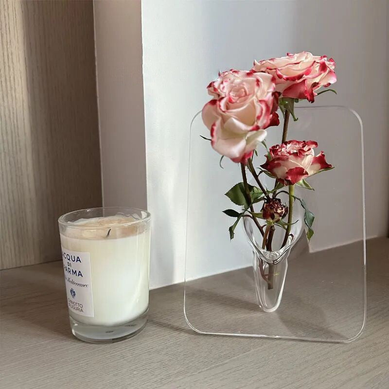 Transparente Acryl-Blumenvase