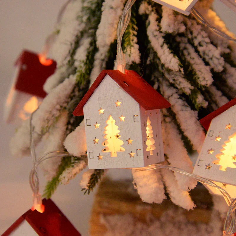 Weihnachtshäuser aus Holz mit stimmungsvollen LEDs für Dekoration