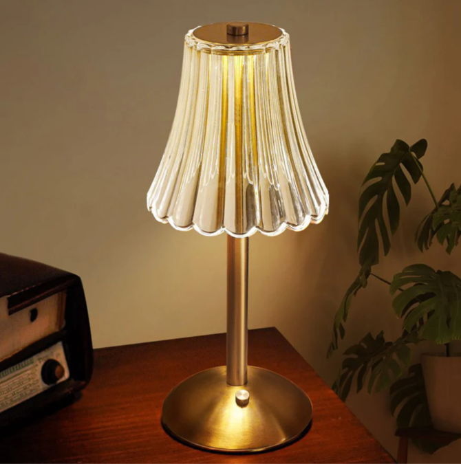 USB-LED-Tischlampe im Retro-Stil – Wiederaufladbar und Praktisch