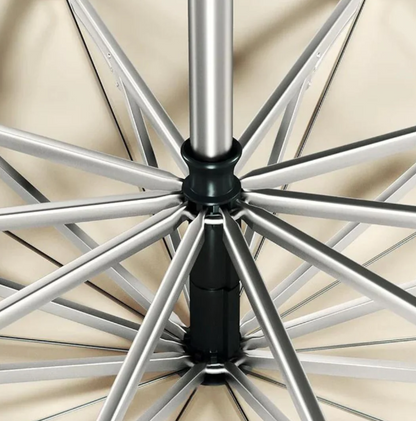 Robuster Regenschirm mit reflektierender Kante – Wind- und regenfest