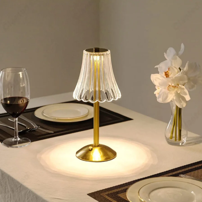 Kristall-Tischlampe mit Dimmer – Drahtlos und Modern