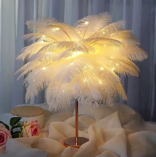 Elegante Federleuchte für moderne Interieurs