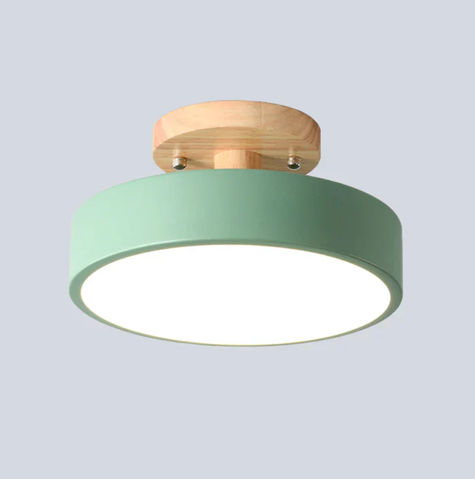 Nordische LED-Deckenleuchte mit Modernem Design und Goldener Akzentbeleuchtung