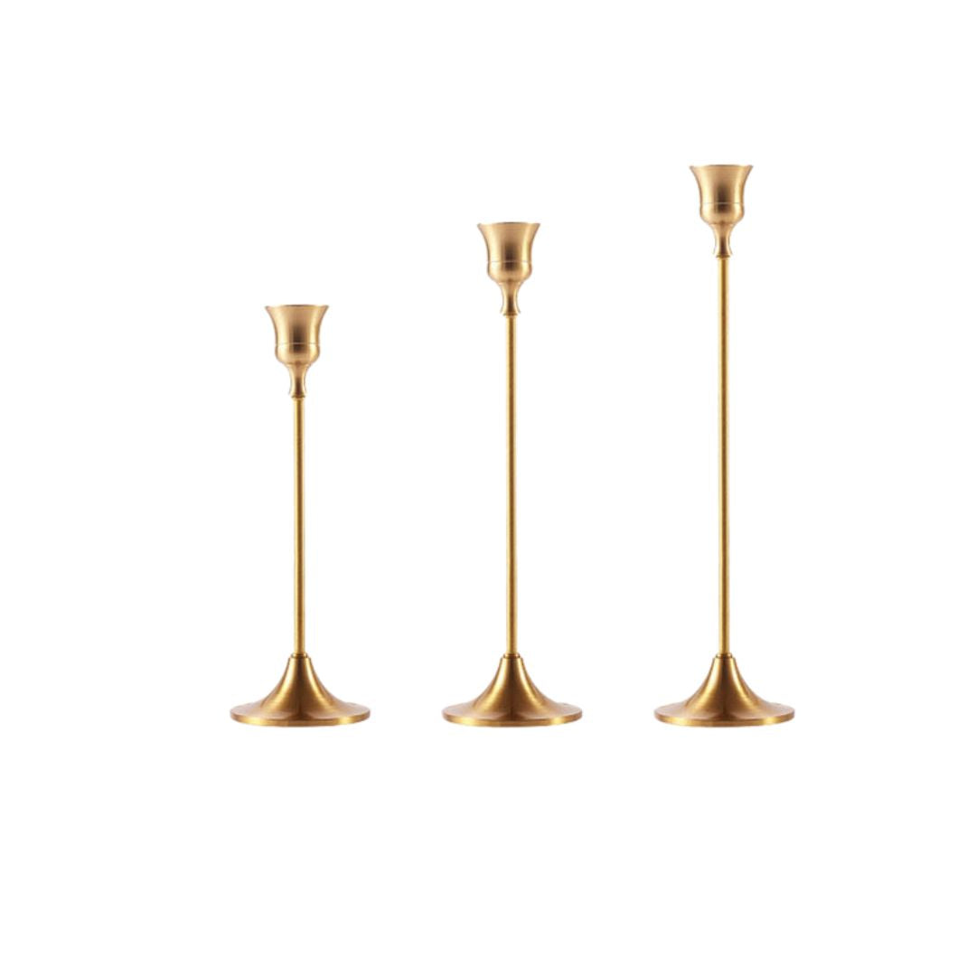 Luxuriöser Goldener Kerzenständer für einen eleganten Raum