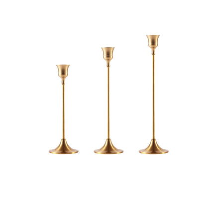 Luxuriöser Goldener Kerzenständer für einen eleganten Raum