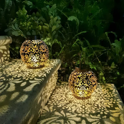 Solarbetriebene LED-Gartenlaterne – Wetterfest und dekorativ
