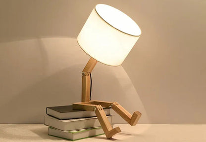 Moderne Hölzerne Tischlampe mit Bücherablage – Perfekt für Dein Zuhause