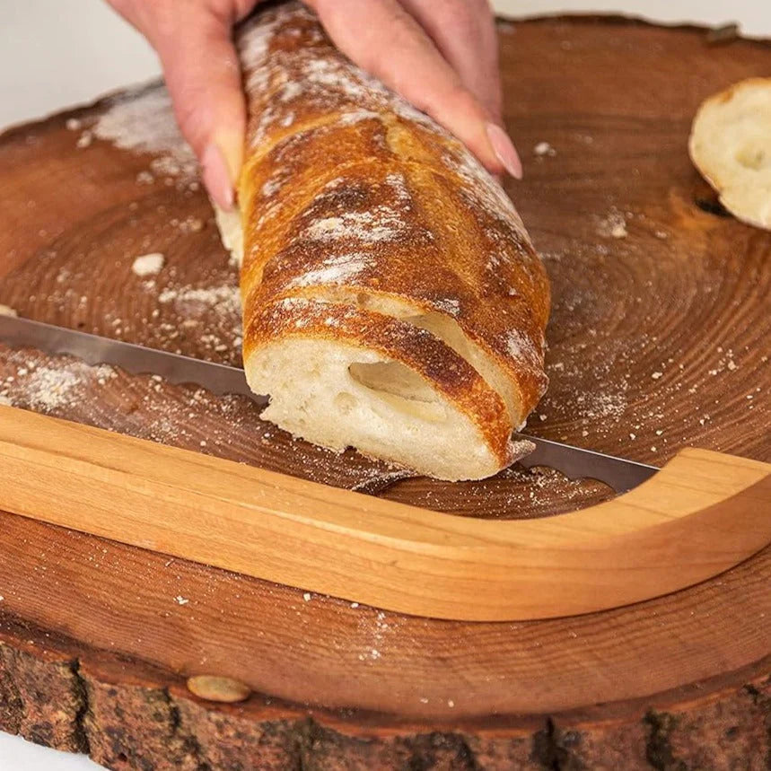Brotmesser aus Holz mit rutschfester Schneidehilfe für sicheres Schneiden