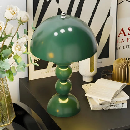 Skandinavische Tischlampe mit Goldakzenten – Moderne Designlampe für Wohnzimmer Schlafzimmer & Büro