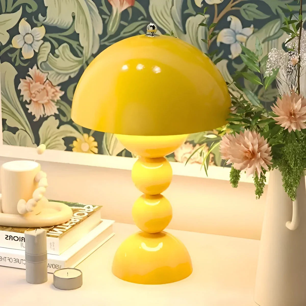 Skandinavische Tischlampe mit Goldakzenten – Moderne Designlampe für Wohnzimmer Schlafzimmer & Büro