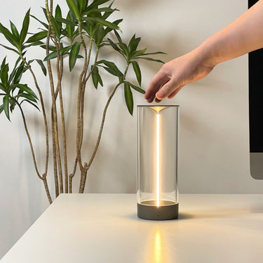 Zylindrische Magnet-Tischlampe mit Softlight-Technologie