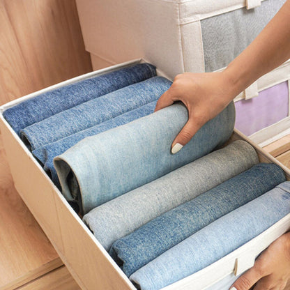 Platzsparende Faltbox für Kleiderschrank-Organisation